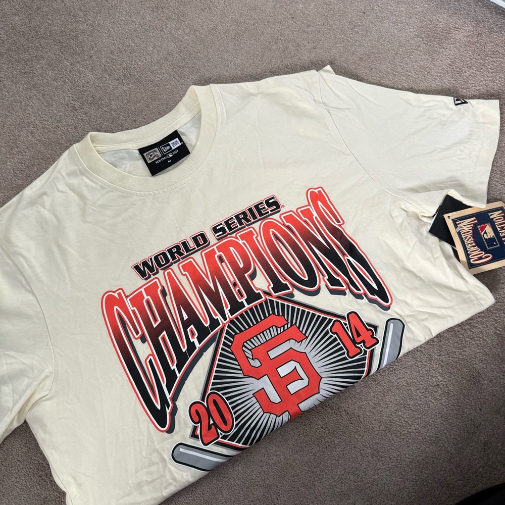 San Francisco Giants championship graphic Tee. Size M and XL available
